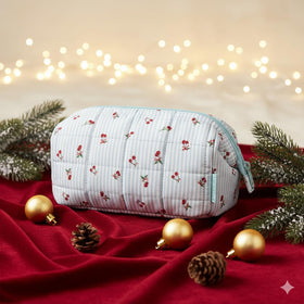 Interior view of BAGSMART Makeup Bag showing pockets