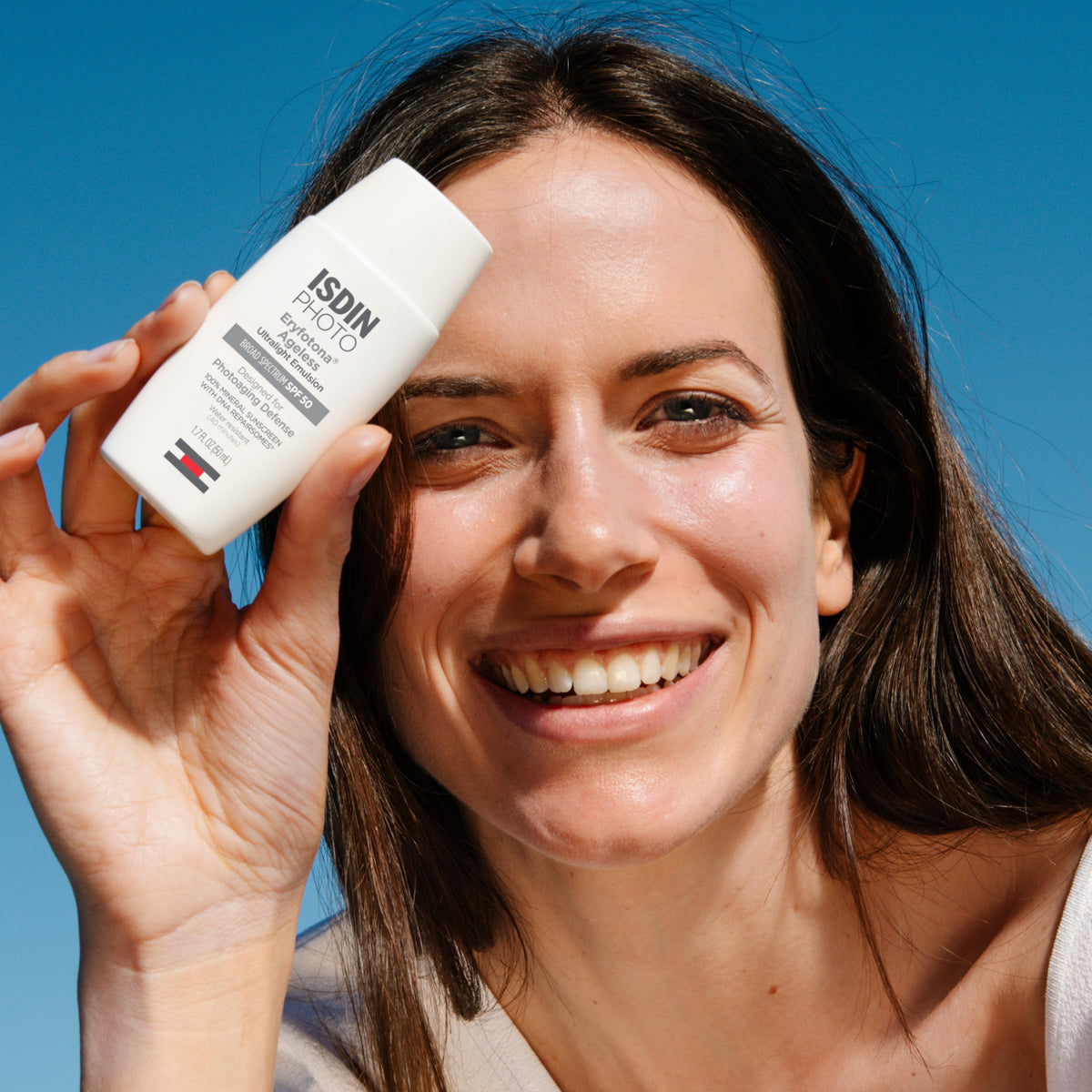 ISDIN Eryfotona Ageless Tinted Mineral Face Sunscreen SPF 50 back view
