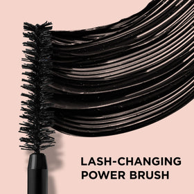 IT Cosmetics Superhero Mascara applied on lashes