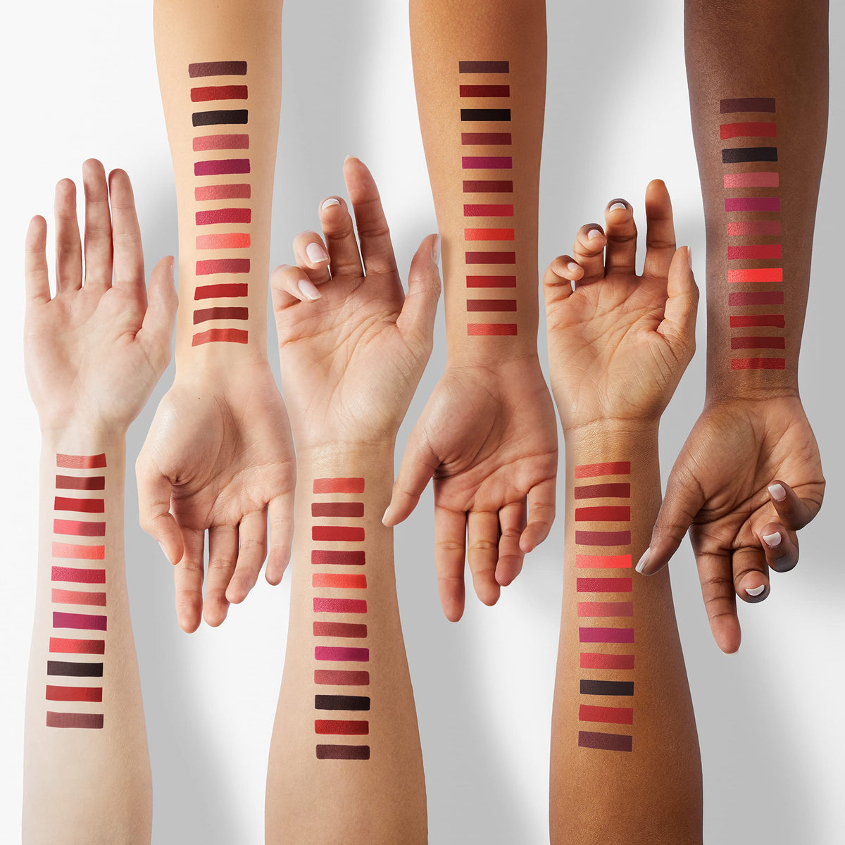 Italia Deluxe Lip Liner set packaging display