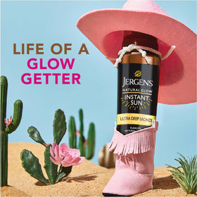 Jergens Natural Glow Instant Sun Body Mousse lifestyle scene