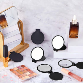 Jetec compact mirrors stacked for display