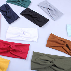 Kachanaa headbands in a gift box presentation