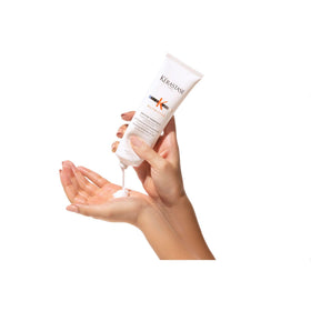 KÉRASTASE Nectar Thermique Cream on towel-dried hair