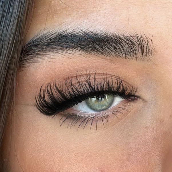 Kiromiro Fluffy 6D Mink False Eyelashes side view