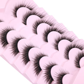 Kiromiro Fox Eyelashes in packaging with detailed information