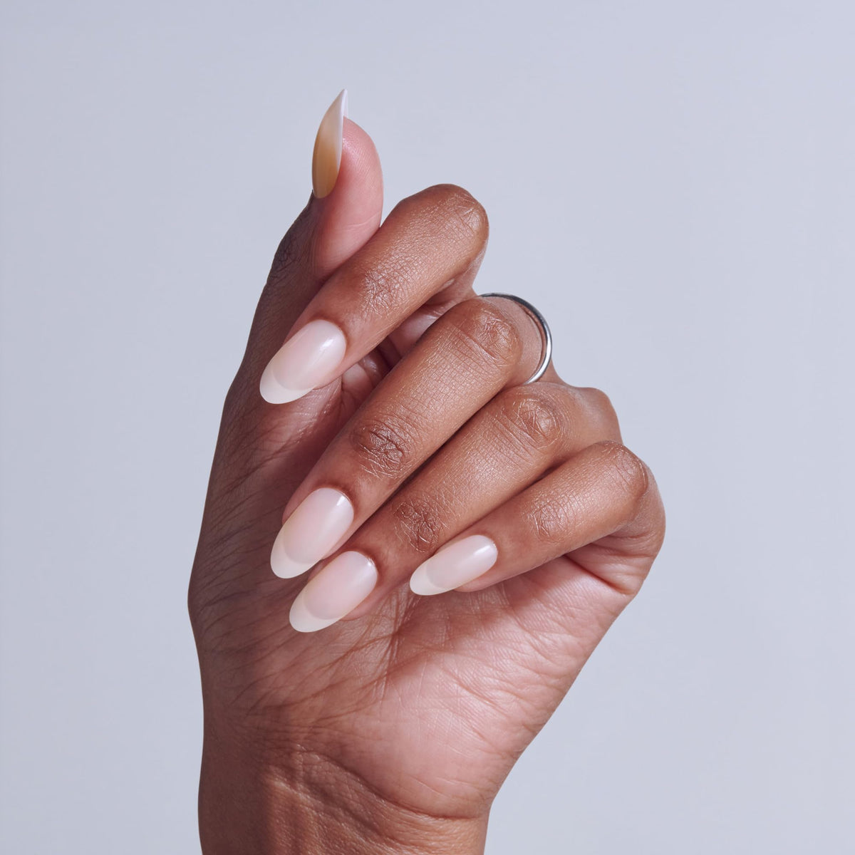 KISS Press On Nails Burble packaging with included accessories