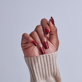 KISS Press On Nails 'Sprightly' red nails with included nail glue