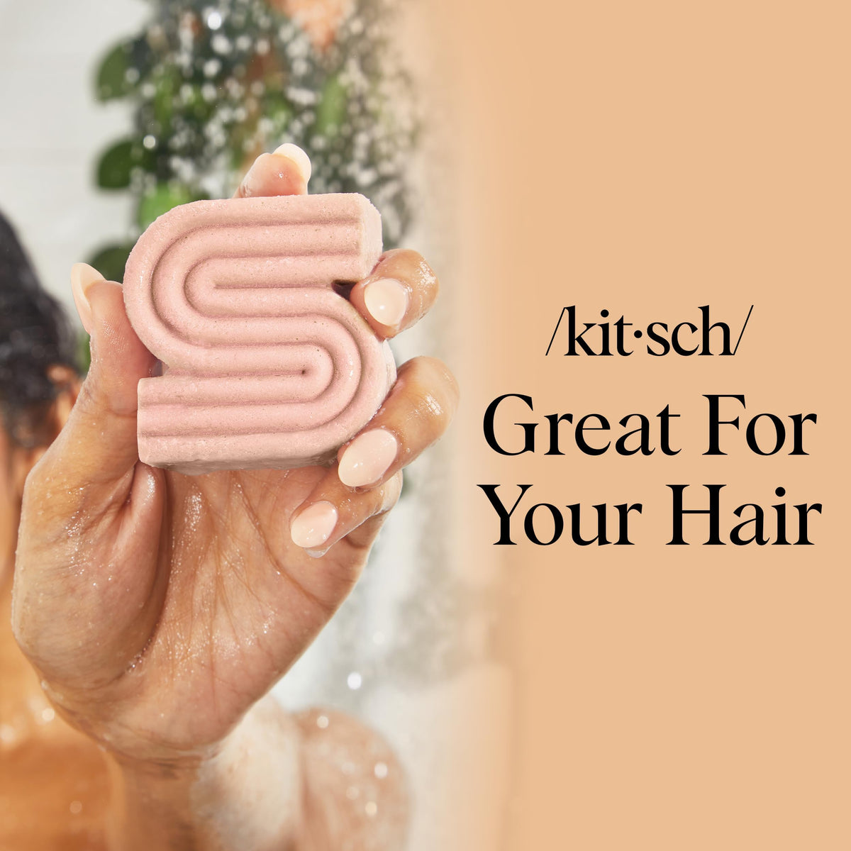Kitsch Argan Oil Shampoo Bar with water droplets