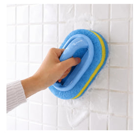 Koksi Cleaning Brush front view with ergonomic handle