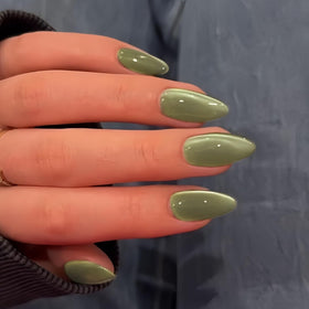 KQueenest Cat Eye Press on Nails packaging with accessories