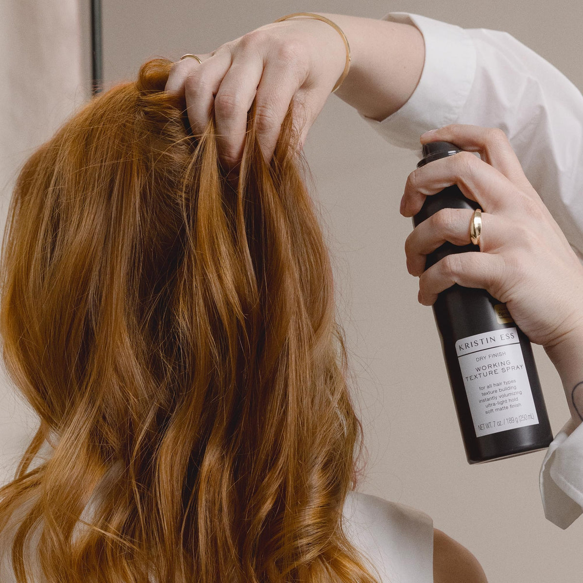 Kristin Ess Dry Texture Hair Spray 7oz nozzle close-up