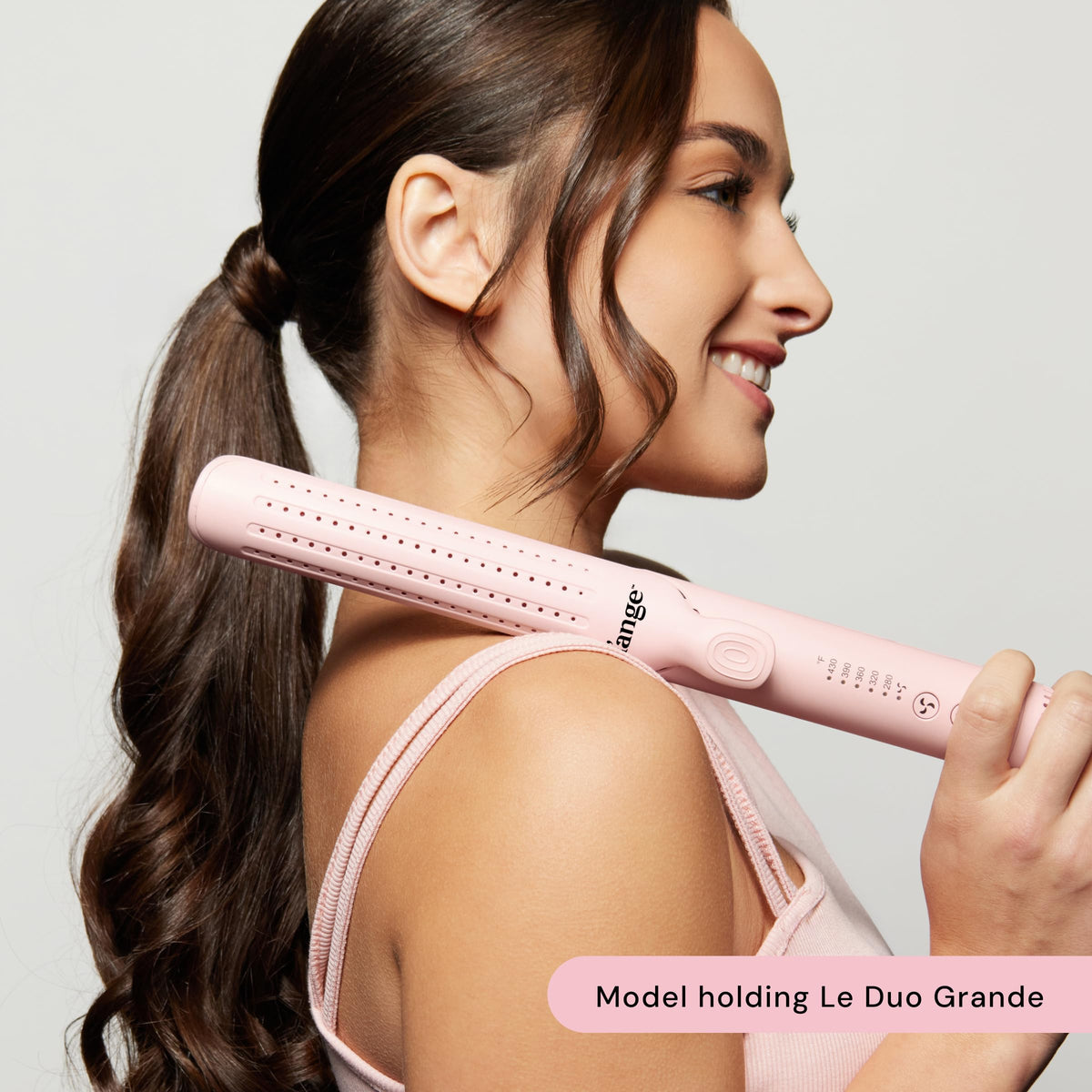 L'ANGE HAIR Le Duo Grande in use creating curls