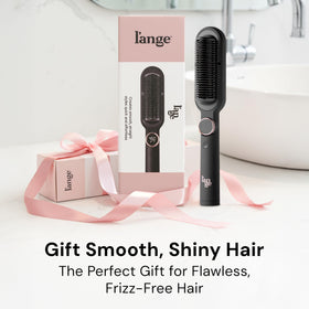 L'ANGE HAIR Smooth It brush showing anti-scald bristles