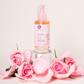 L LUSETA Rose Oil Hair Serum application on hair ends
