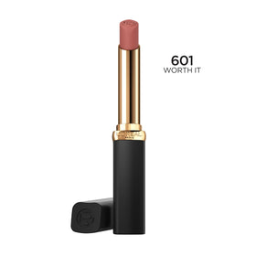 L'Oreal Paris Colour Riche Matte Lipstick with lip contour application