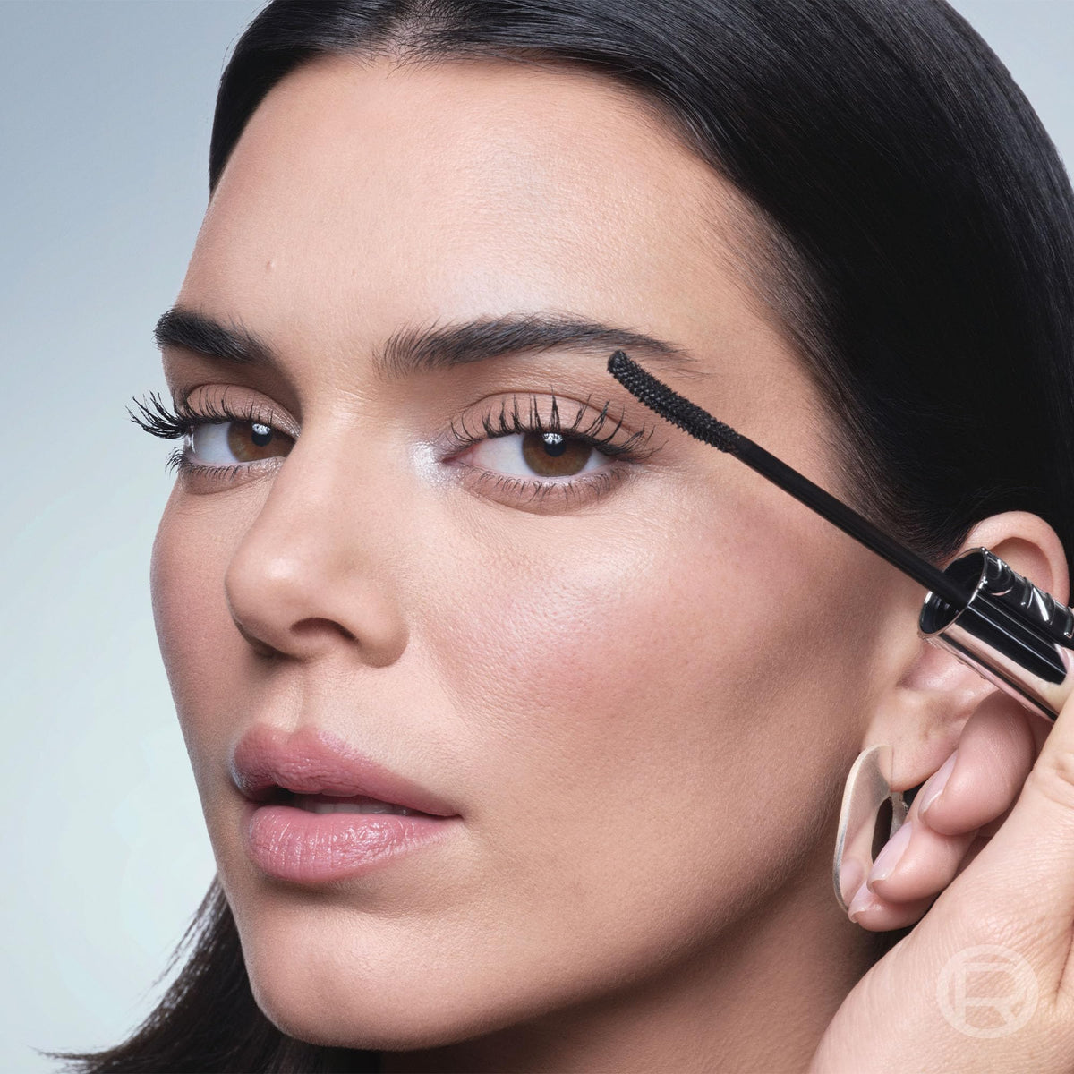 L'Oreal Paris Extensionist Mascara applied on model's lashes