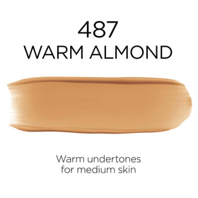 L'Oreal Paris Infallible 32 Hour Foundation Warm Almond in hand