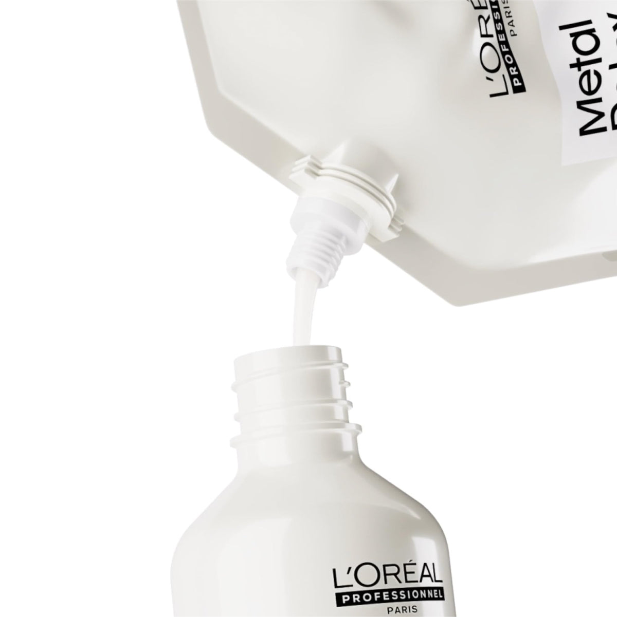 L'Oréal Professionnel Paris Metal Detox Shampoo refill pouch on a shelf