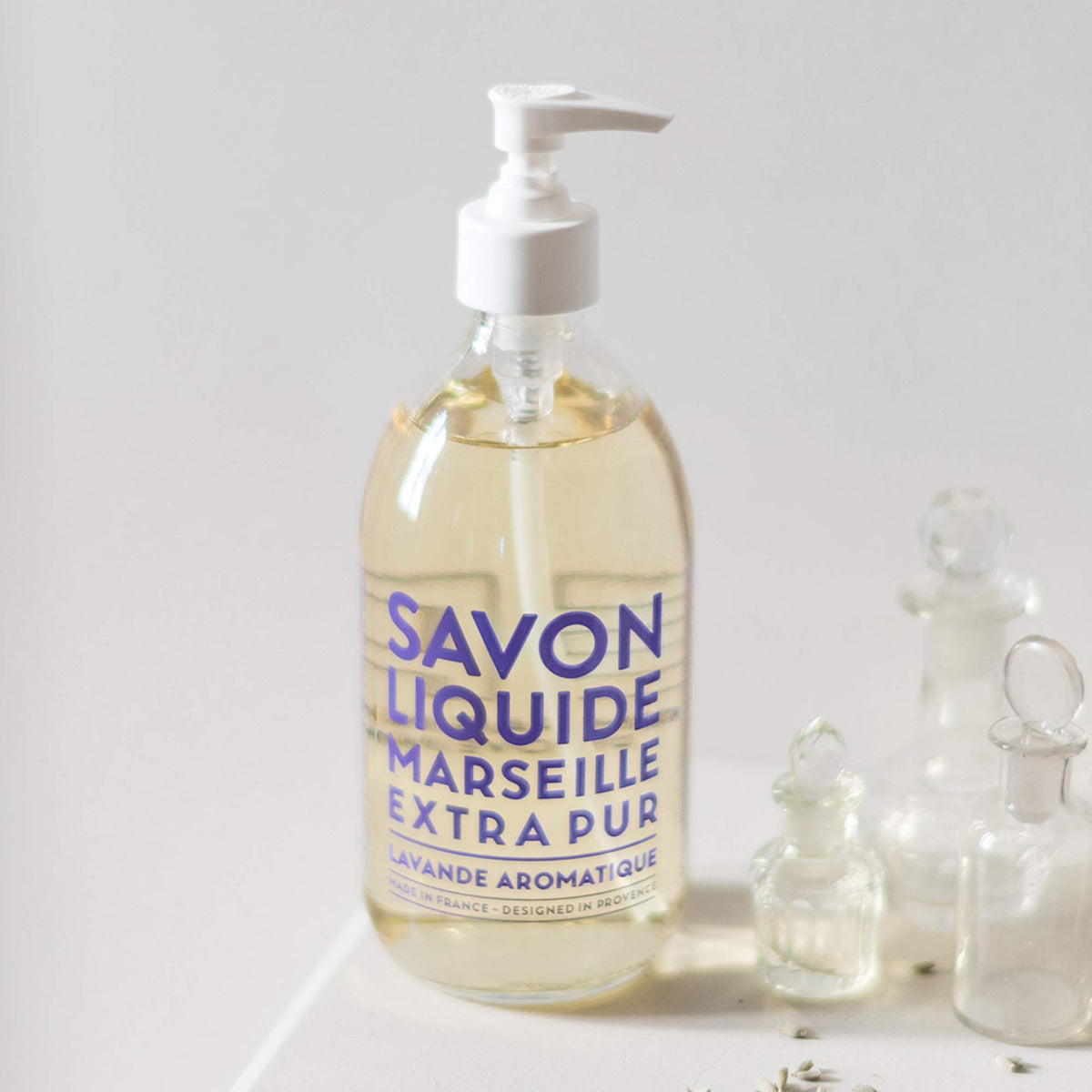 La Compagnie de Provence Lavender Liquid Soap refill bottle 33.8 fl oz side view