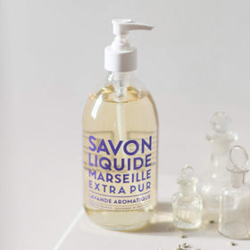 La Compagnie de Provence Lavender Liquid Soap refill bottle 33.8 fl oz side view