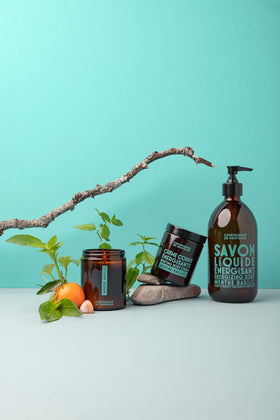 La Compagnie de Provence Mint Basil Liquid Soap in a bathroom setting