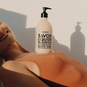 La Compagnie de Provence Savon de Marseille Liquid Soap with white flower fragrance notes