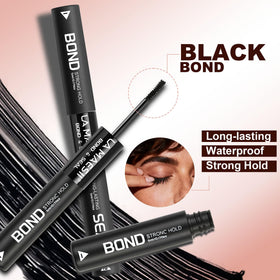La Maesii 2 in 1 Lash Glue texture close-up on applicator