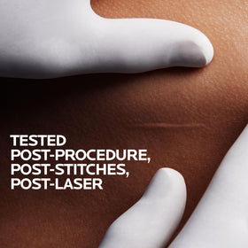 La Roche-Posay Cicaplast Gel B5 texture close-up