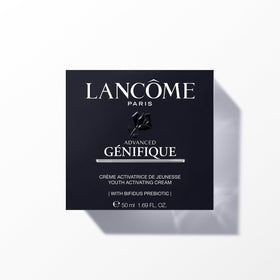 Lancôme Confort Hand Cream texture close-up on hand