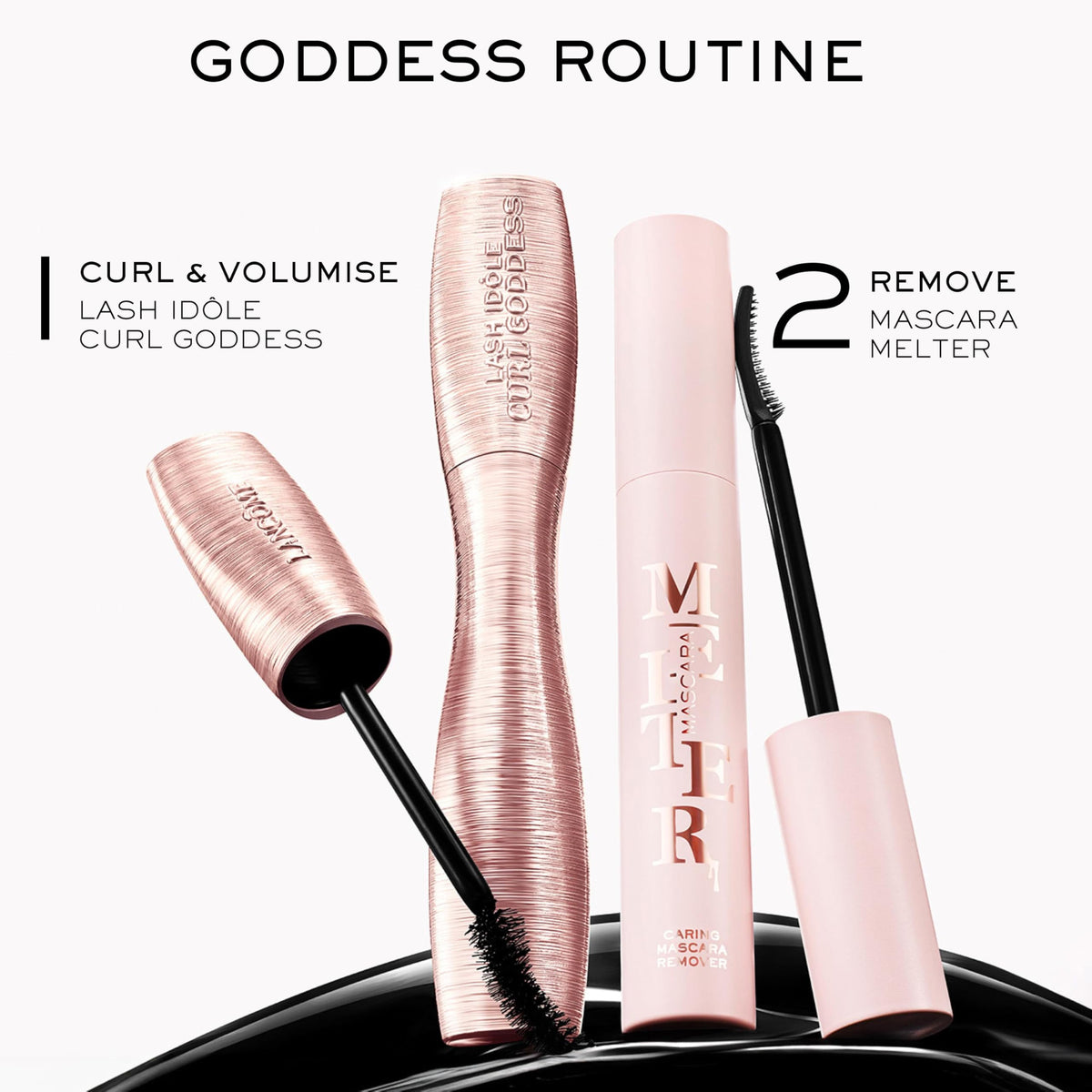 Lancôme Curl Goddess Mascara brush demonstrating application