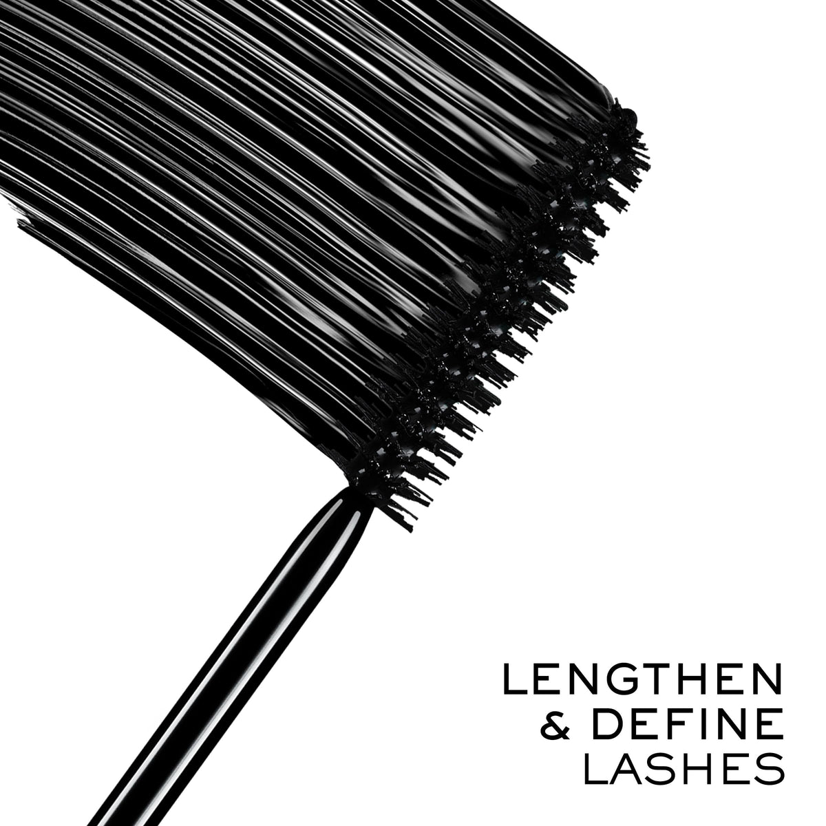 Lancôme Définicils mascara brush close-up showing fine comb-like bristles