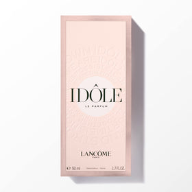 Lancôme Idôle Eau de Parfum bottle in lifestyle setting