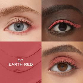 Lancôme Idôle Tint showing pointed tip for eyeliner application