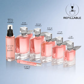 Lancôme La Vie Est Belle Eau de Parfum with floral background