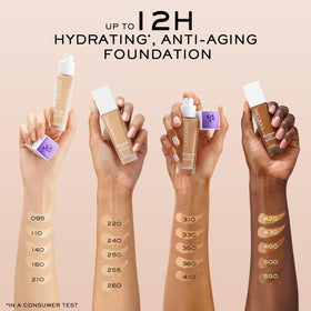 Lancôme Renergie Lift Hydrating Foundation SPF 27 with applicator