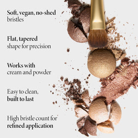 LAURA GELLER All-Over Eyeshadow Brush showing soft vegan bristles