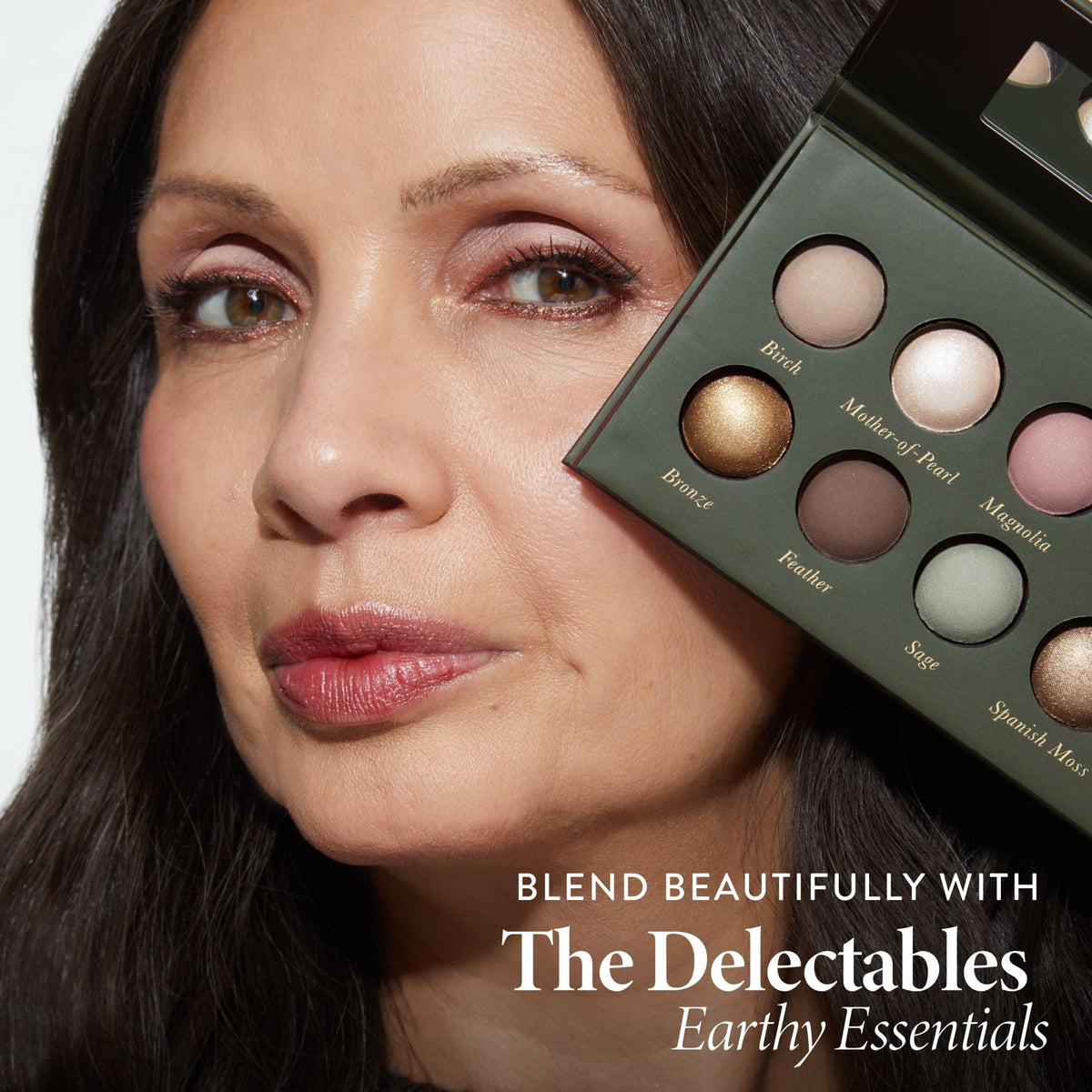 LAURA GELLER Dual-Ended Eyeshadow Brush with packaging