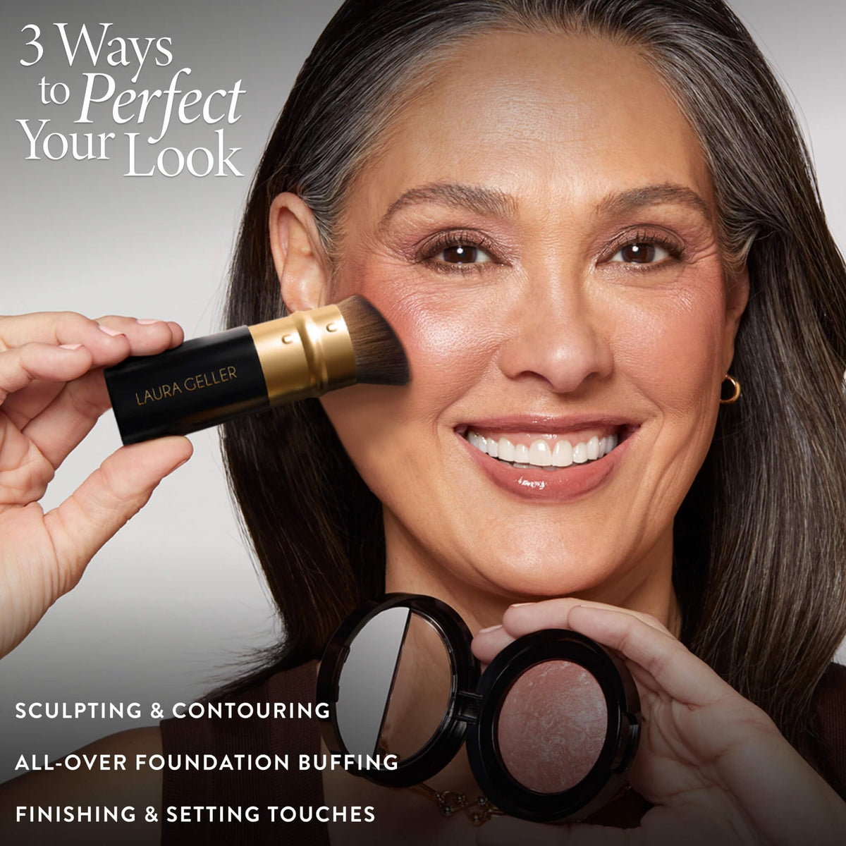 LAURA GELLER Kabuki Brush demonstrating retractable feature