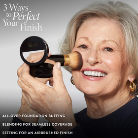 LAURA GELLER Kabuki Brush in travel-friendly case