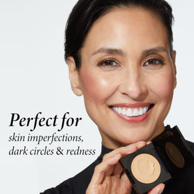LAURA GELLER NEW YORK Full Coverage Concealer Deep application with brush