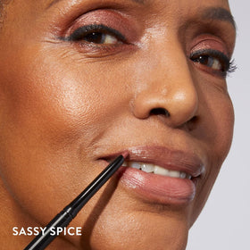 LAURA GELLER NEW YORK Modern Classic Waterproof Lip Liner Sassy Spice with lipstick