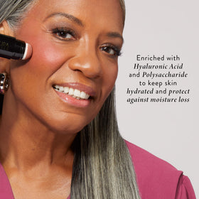 LAURA GELLER Serum Blush Tint Beautiful Blossom in natural light