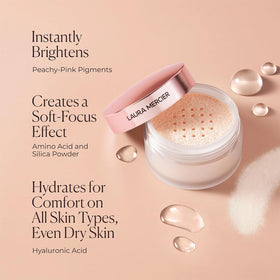 Laura Mercier Translucent Loose Setting Powder on skin