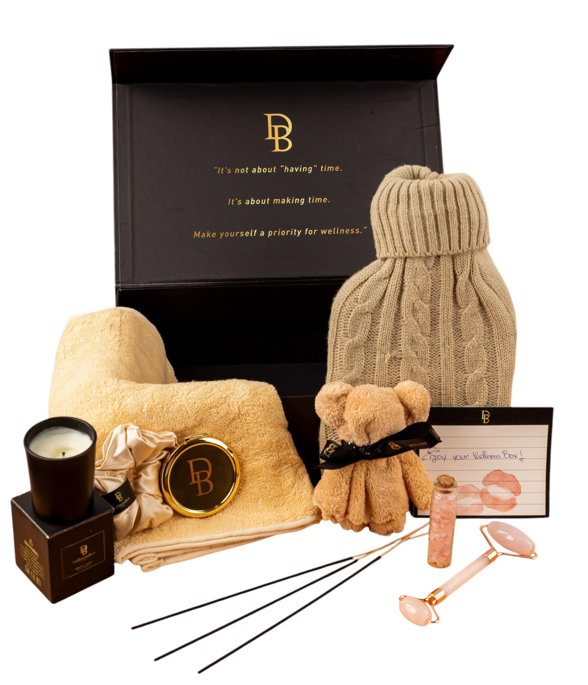 Lavender-scented soy candle from DinBer spa gift set