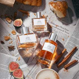 Le Monde Gourmand Chai Épicé Eau de Parfum with soft blanket