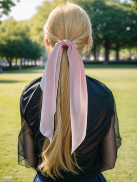 LFOUVRE hair scrunchies displayed on a white background