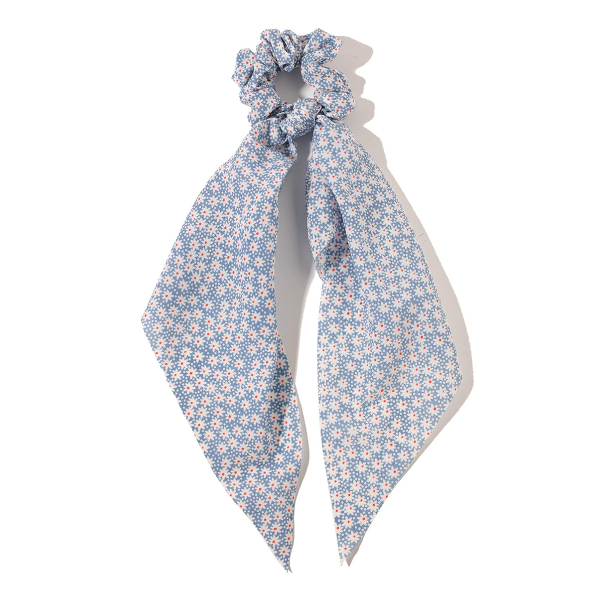 LFOUVRE scrunchie with long tail ribbon swaying in motion