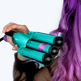 Lifestyle image of Bed Head Wave Affair waver in use