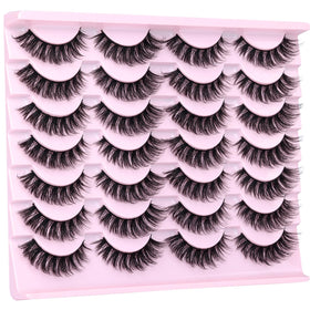 Lifestyle image of zanlufly Cat Eye False Lashes in use
